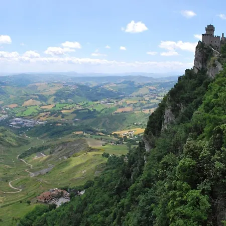Ca Piero Mit Pool Bis 8 Personen * Urbino